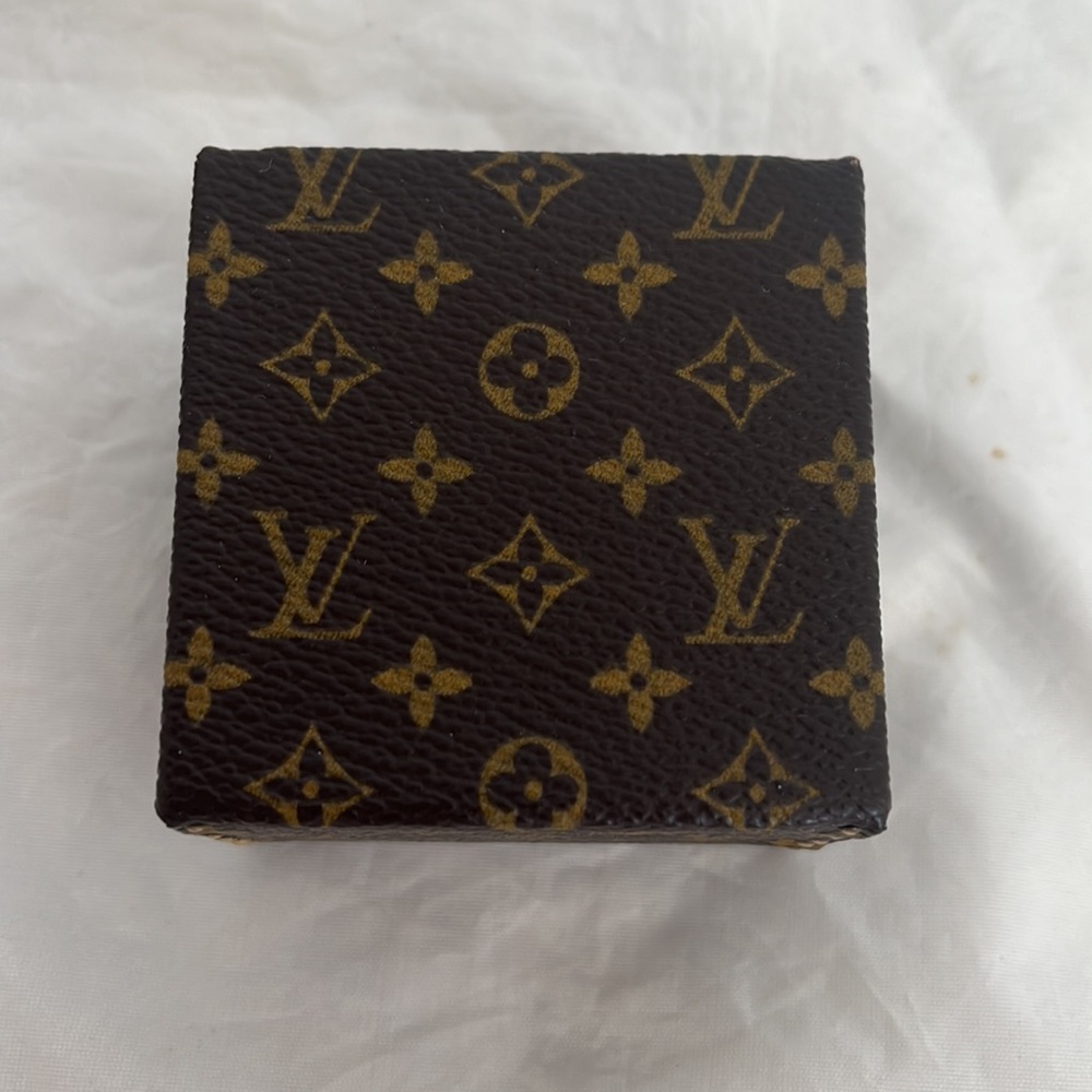 Louis Vuitton Ecrin Declaration Mini Jewelry Trunk - Picture 6 of 10